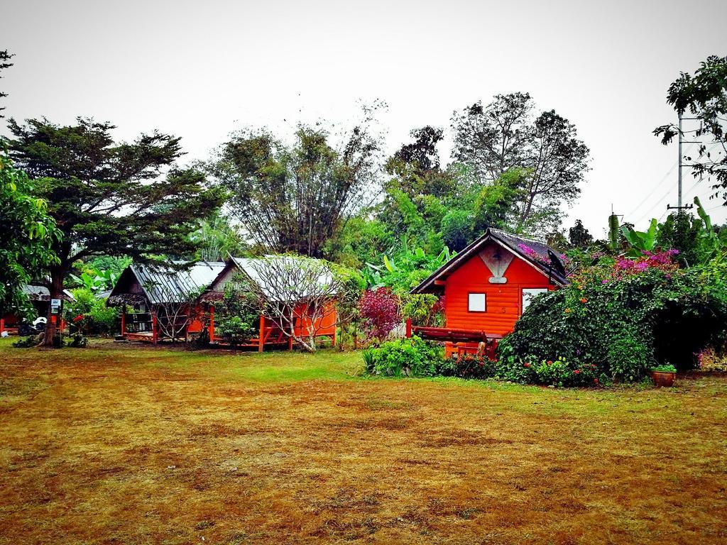 Baan Pai Likit Hotel Екстериор снимка